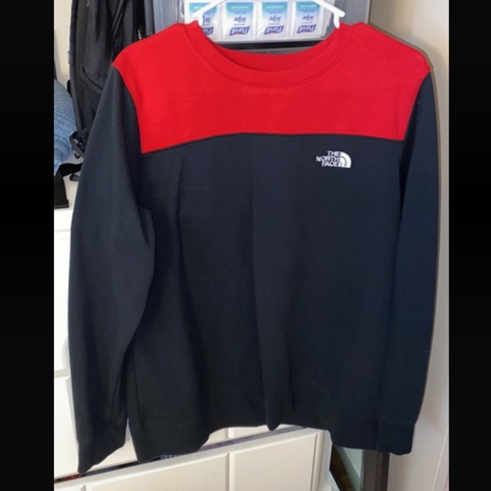 North face sweater